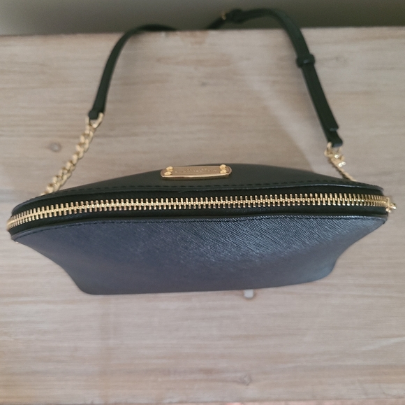 🖤MICHAEL KORS Chain-Link Saffiano Leather Dome Black Crossbody Bag - Picture 7 of 14